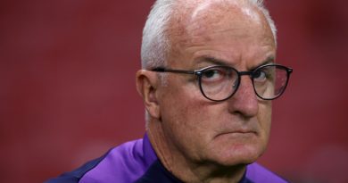 O que levou à demissão de Dorival do Corinthians 64 dias após título contra o Flamengo