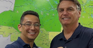 Moraes pede explicações à defesa de Bolsonaro sobre irmão de Michelle Moraes pede explicações à defesa de Bolsonaro sobre irmão de Michelle