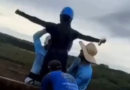 Novas imagens mostram jovem momentos antes de ser lançada de ponte sem cordas; veja