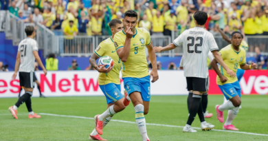 Brasil vira jogo em mata-mata pela primeira vez desde o penta