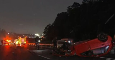 Acidente deixa 2 mortos e 5 feridos na Rodovia da Anhanguera, em SP Acidente deixa 2 mortos e 5 feridos na Rodovia da Anhanguera, em SP