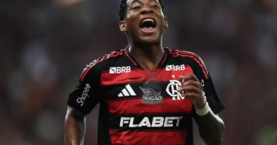 Flamengo fecha venda do atacante Gonzalo Plata por R$ 72 milhões, diz TV